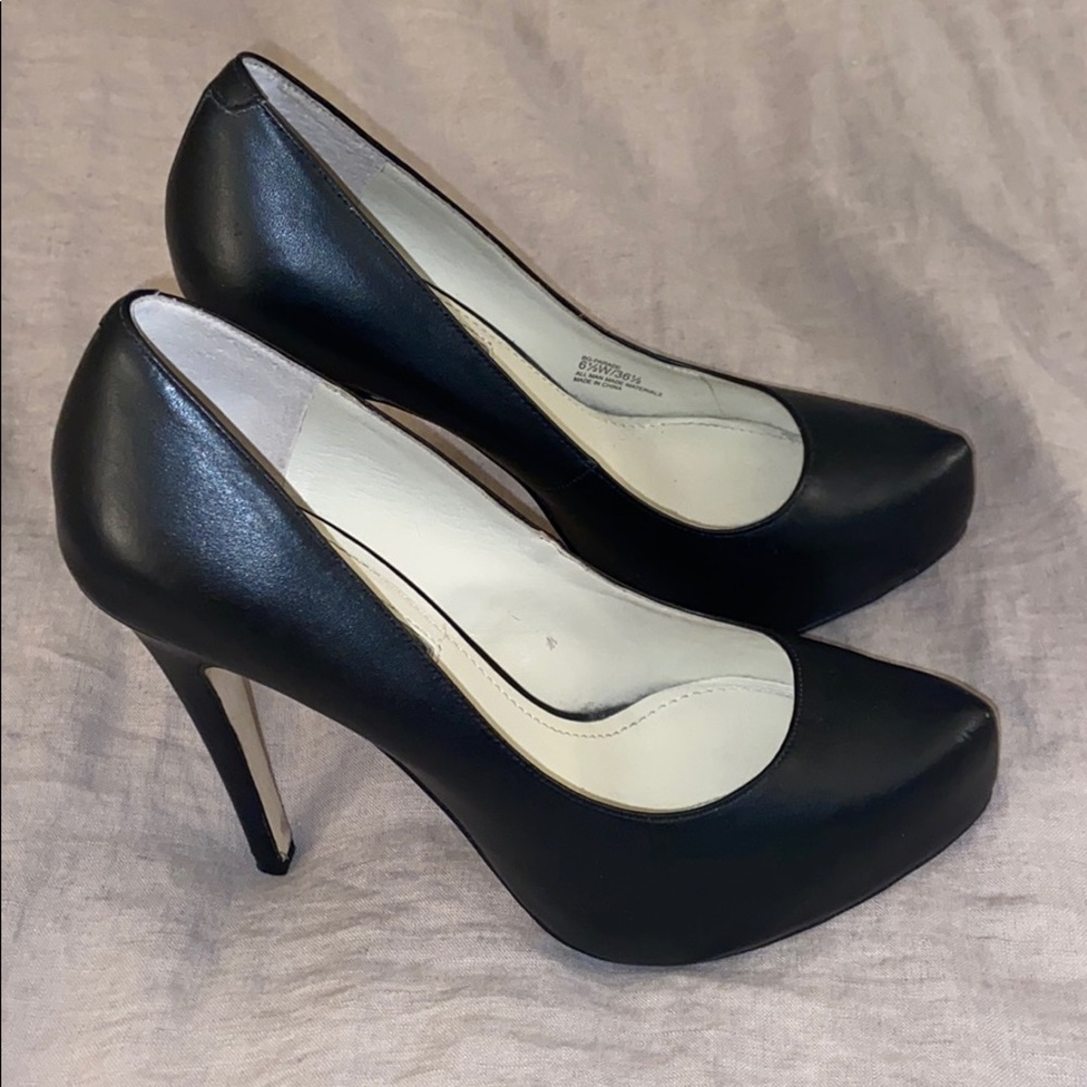 BCBGeneration Black Parade Pump